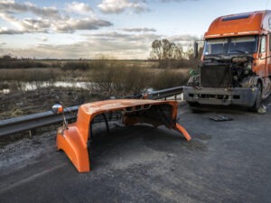 Semi-Truck Accident Lawyer in Long Beach | Free Consultations 24/7 Long Beach Semi-Truck Accident Lawyer